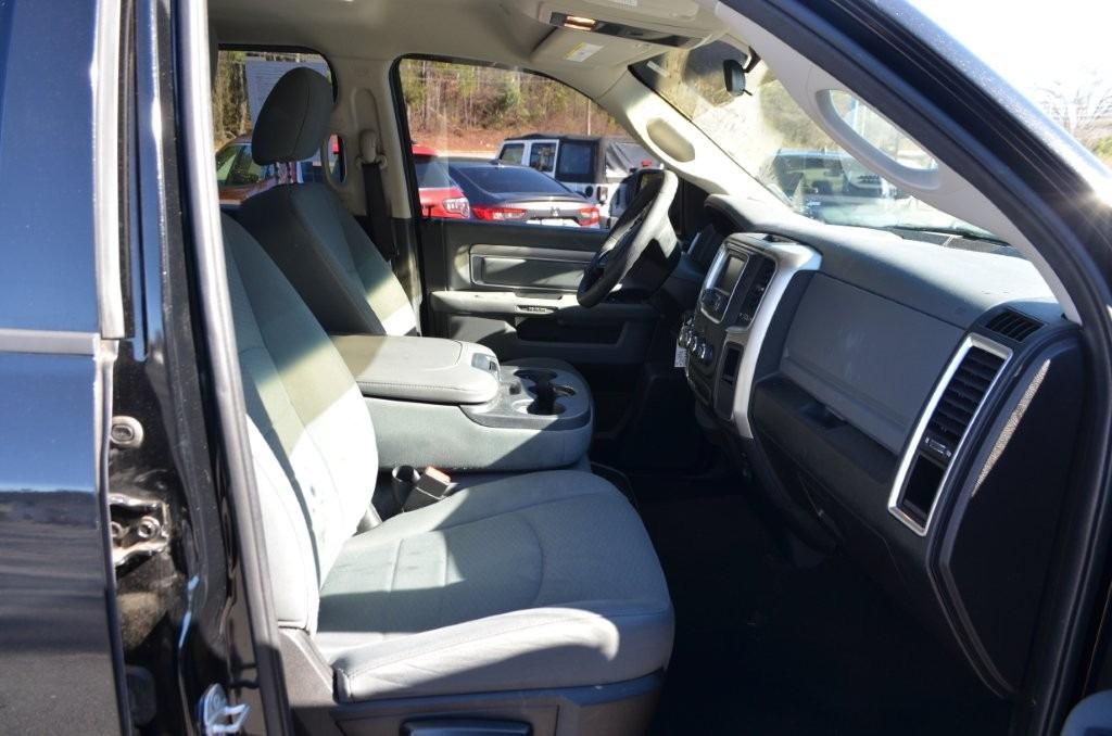 2020 RAM Ram 1500 Classic SLT - Photo 9