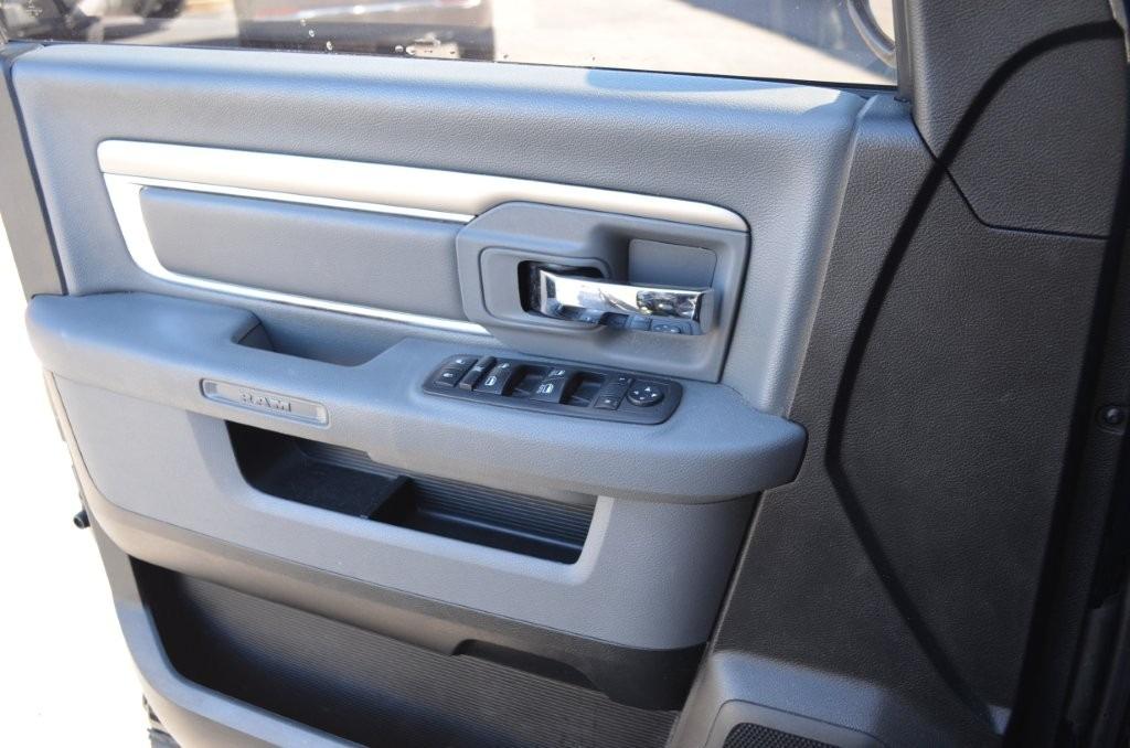 2020 RAM Ram 1500 Classic SLT - Photo 19
