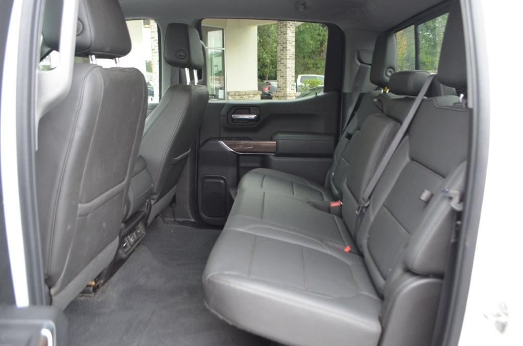 Chevrolet Silverado photo 12
