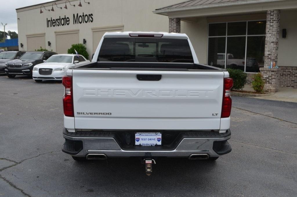 Chevrolet Silverado photo 4