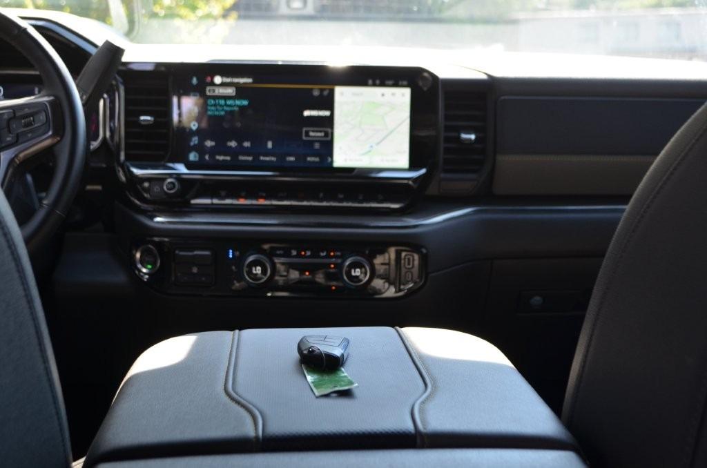 Chevrolet Silverado 2500 photo 20