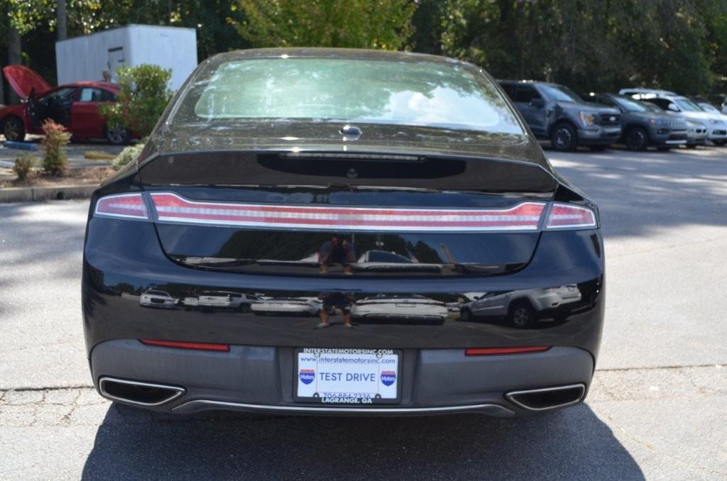 Lincoln MKZ photo 4