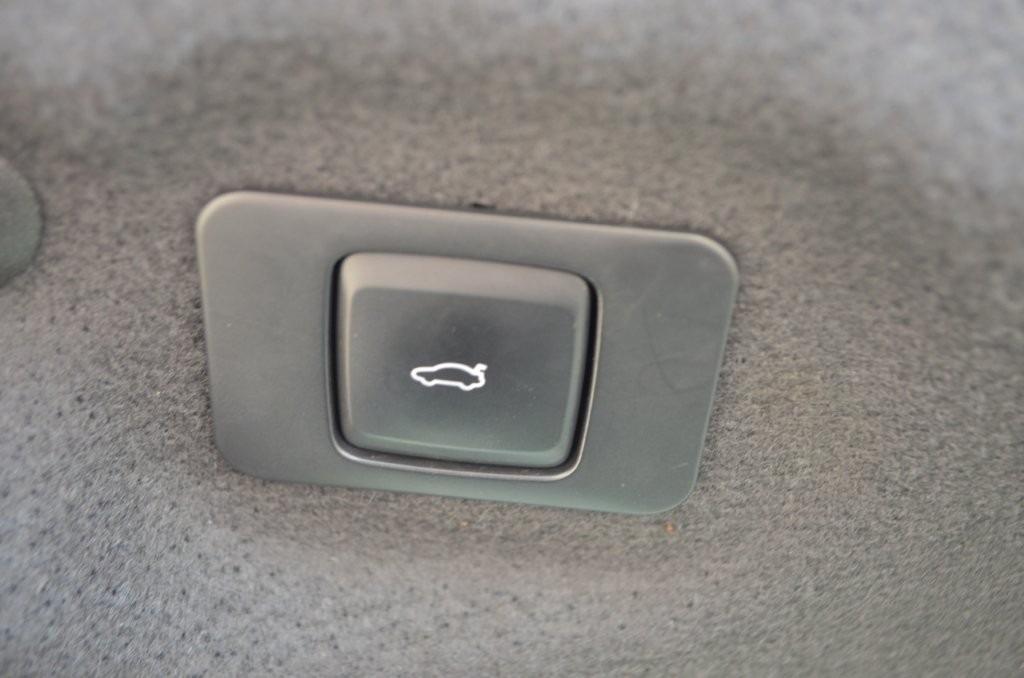 Lincoln MKZ photo 12