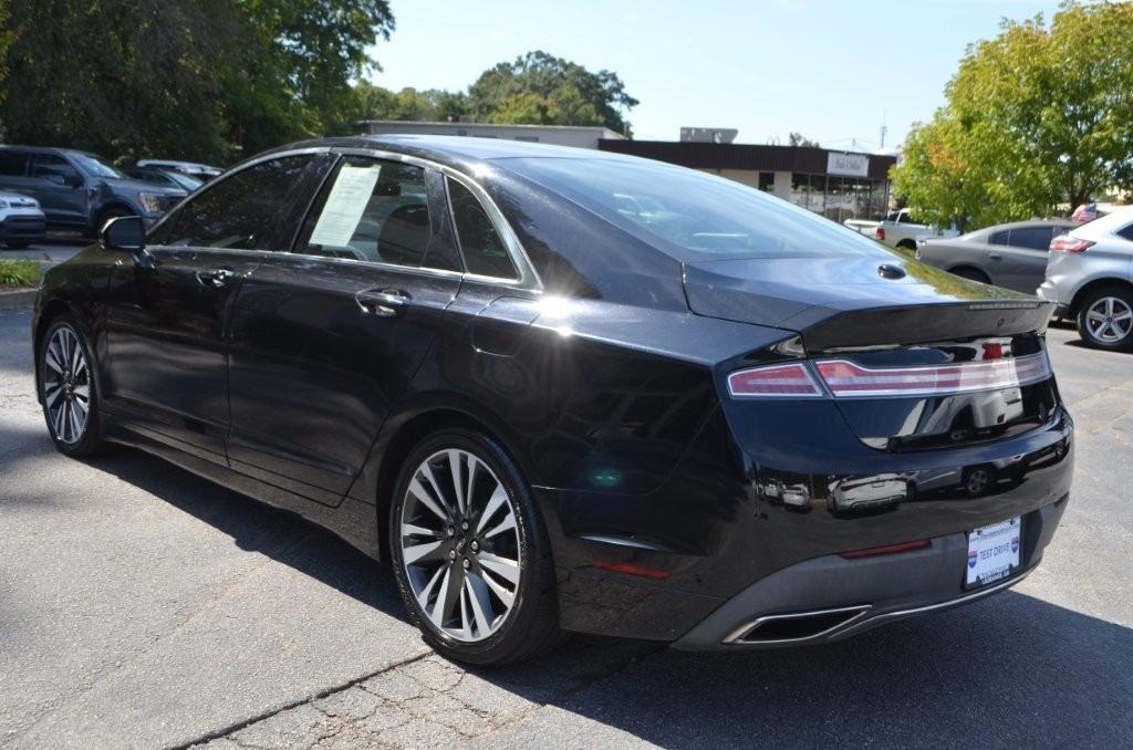 Lincoln MKZ photo 3