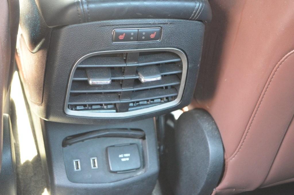 Lincoln MKZ photo 14