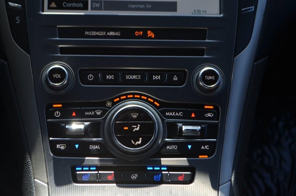 Lincoln MKZ photo 17