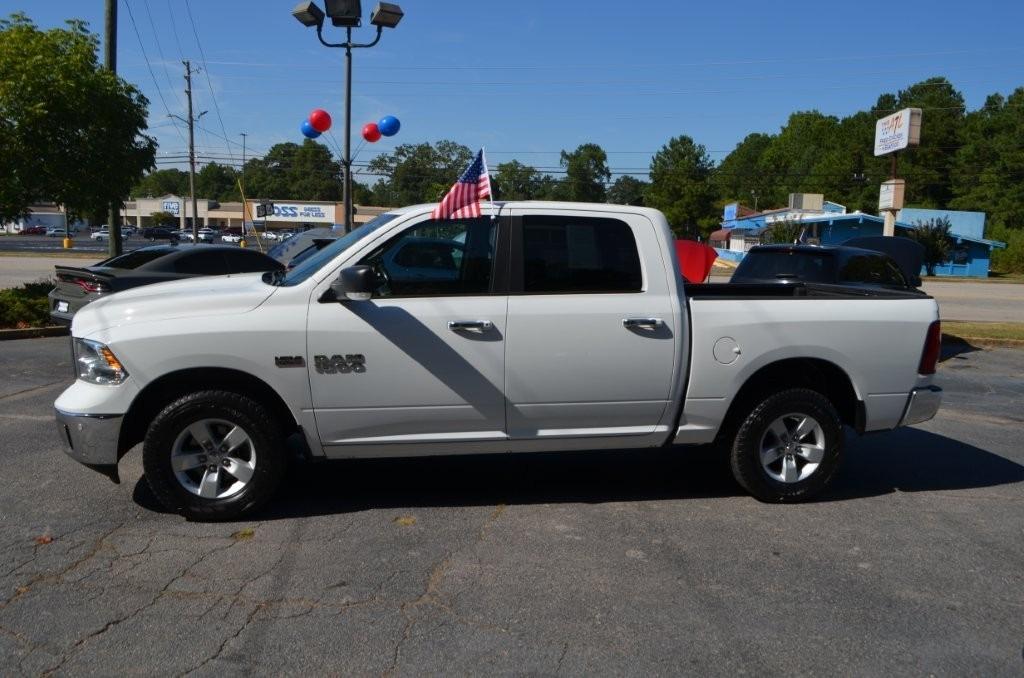Ram 1500 photo 2