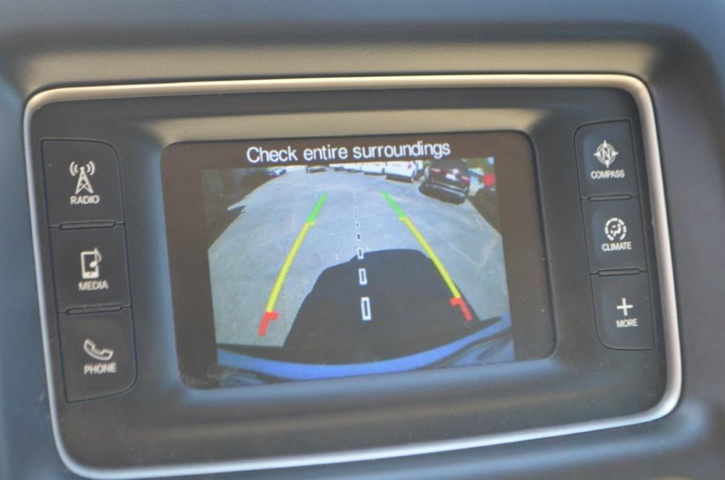 Jeep Grand Cherokee photo 18