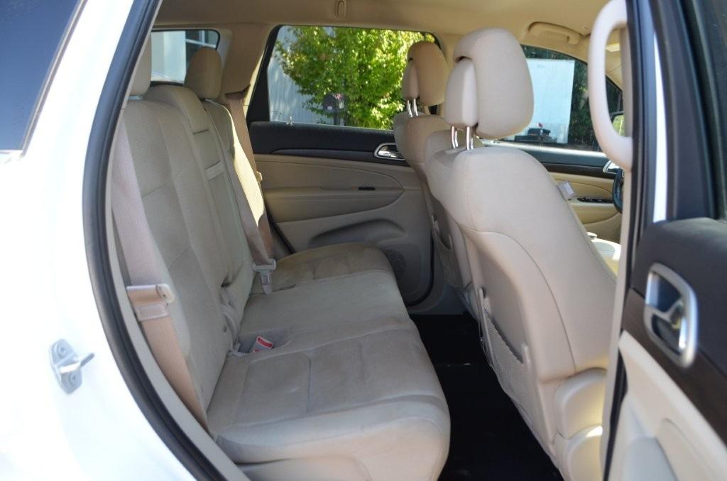 Jeep Grand Cherokee photo 10