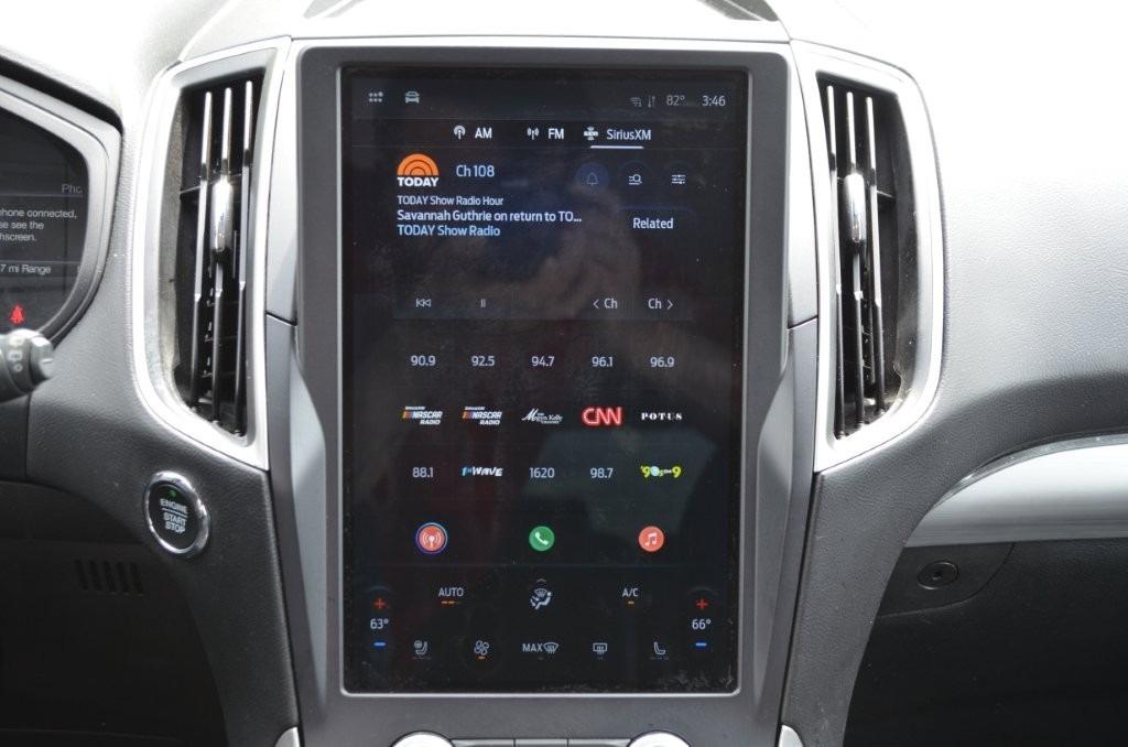 Ford Edge photo 17