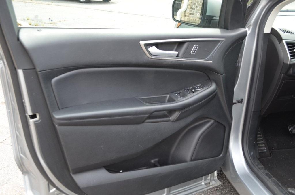 Ford Edge photo 24