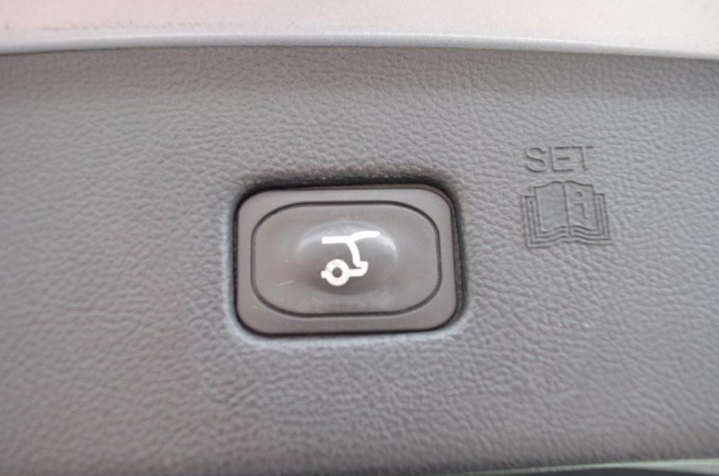 Ford Edge photo 13