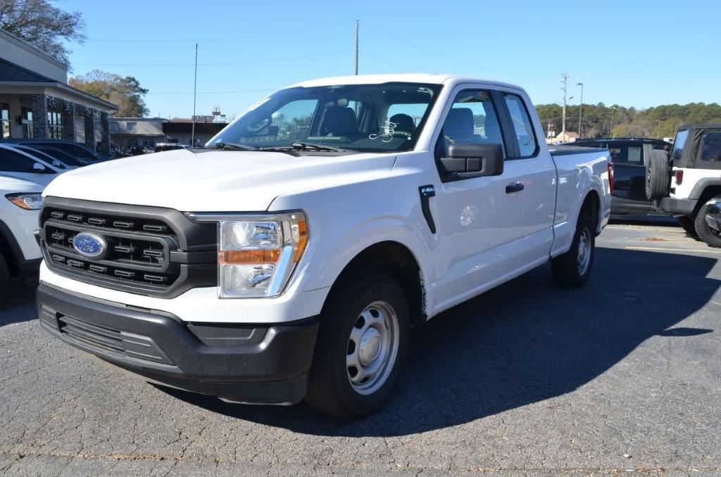 2021 Ford F-150 XL's photo